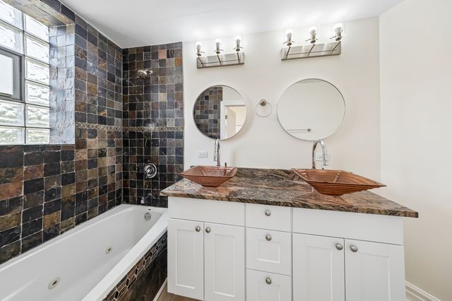 5016 S King Drive 1E, Chicago, IL 60615