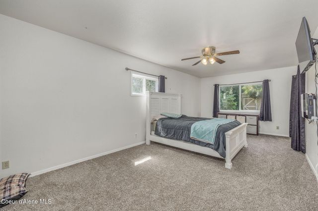 1814 E JENNY LYNN LN, Coeur D'alene, ID 83815