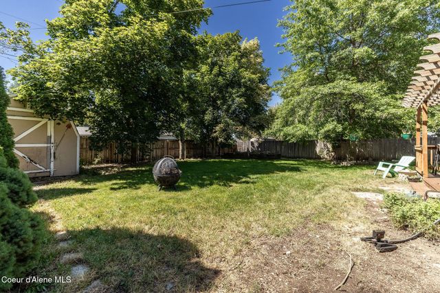 1814 E JENNY LYNN LN, Coeur D'alene, ID 83815