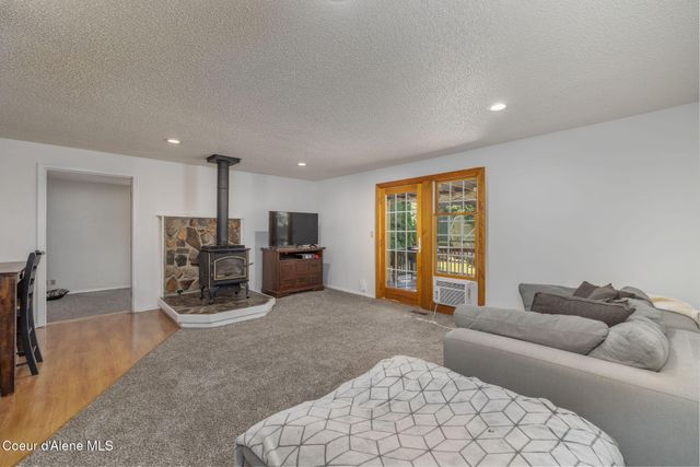 1814 E JENNY LYNN LN, Coeur D'alene, ID 83815