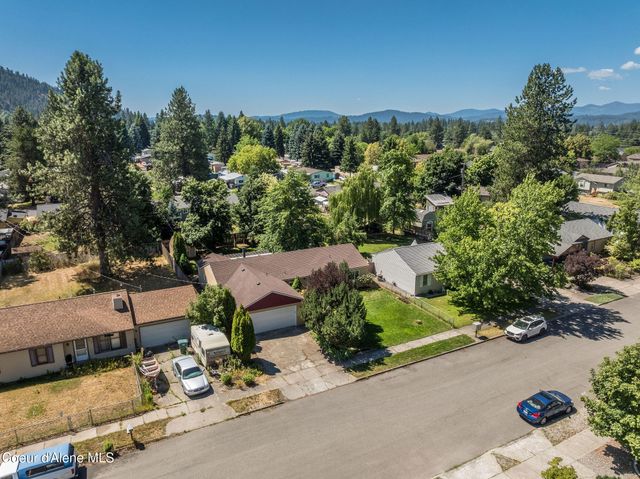 1814 E JENNY LYNN LN, Coeur D'alene, ID 83815