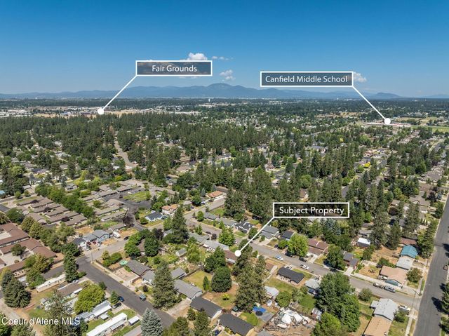 1814 E JENNY LYNN LN, Coeur D'alene, ID 83815