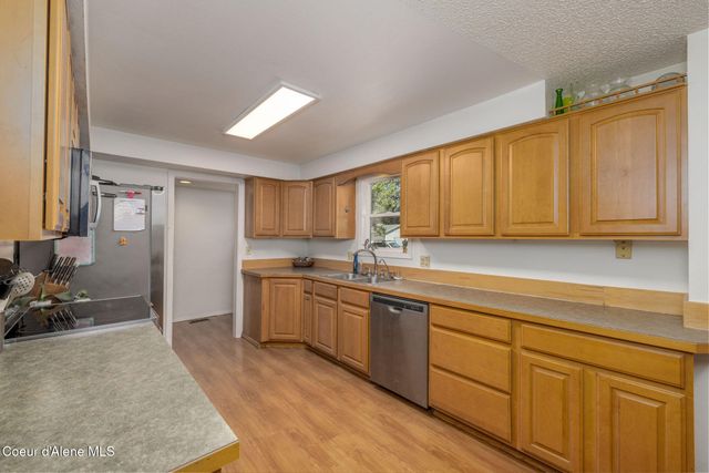 1814 E JENNY LYNN LN, Coeur D'alene, ID 83815