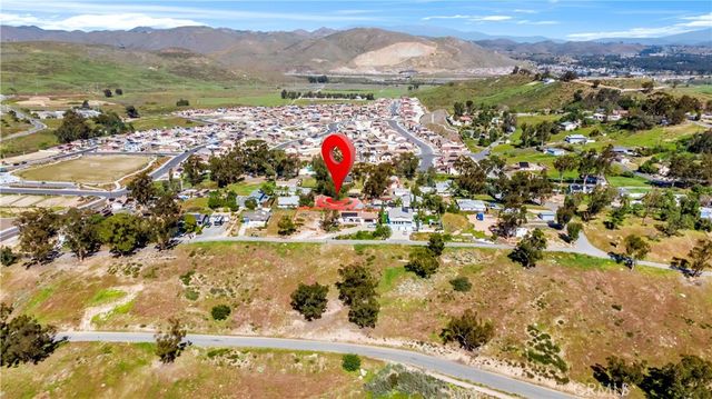 16359 Stevens Avenue, Lake Elsinore, CA 92530