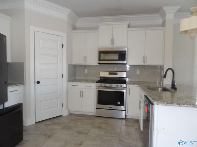 900 Park Place, Athens, AL 35611