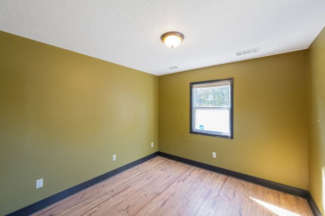 215 Baker Rd, Huntingdon, TN 38344