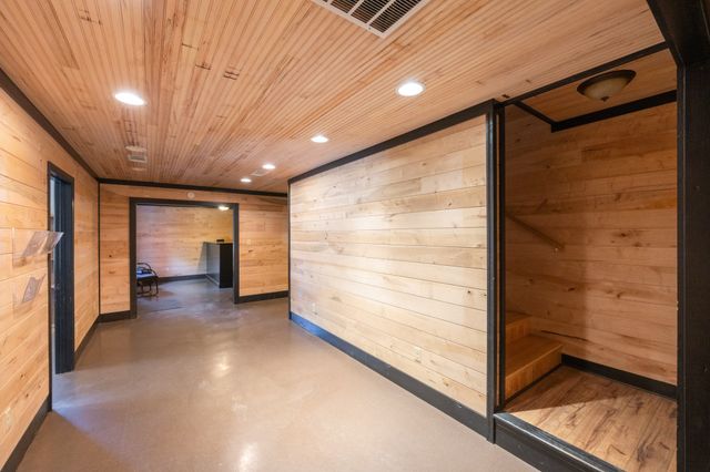 215 Baker Rd, Huntingdon, TN 38344