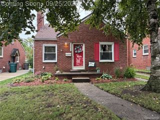 23835 Hollander Street, Dearborn, MI 48128