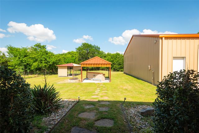 2627 County Road 722, Mckinney, TX 75069