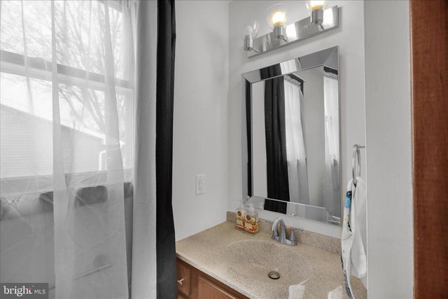 209 NEW CASTLE DR, Reading, PA 19607