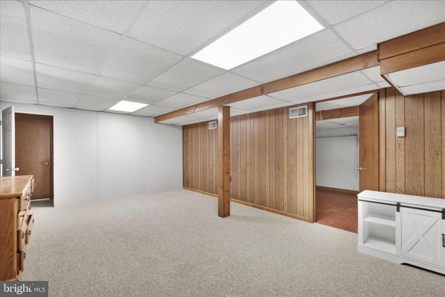 209 NEW CASTLE DR, Reading, PA 19607