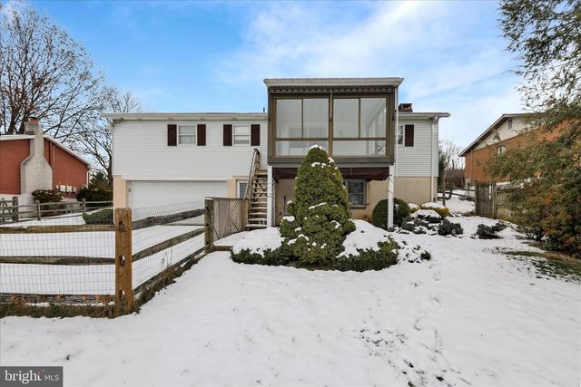 209 NEW CASTLE DR, Reading, PA 19607