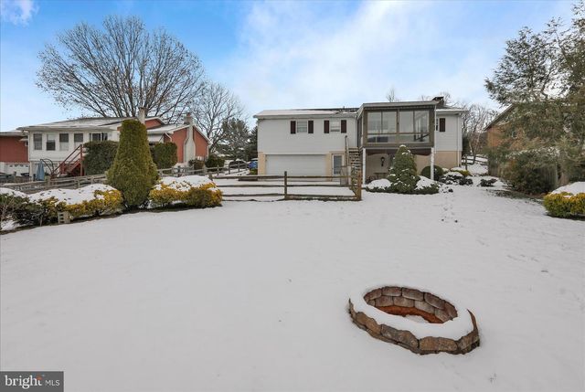 209 NEW CASTLE DR, Reading, PA 19607