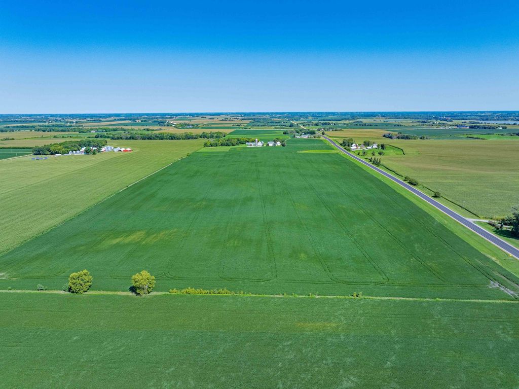 133XX Highway 5 And 25 S, Hamburg, MN 55339 — photo 5