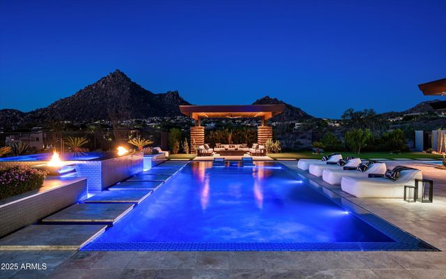 10784 E PINNACLE PEAK Road, Scottsdale, AZ 85255