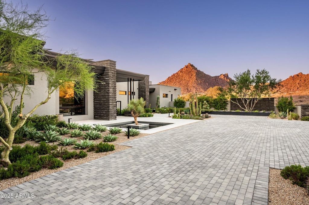 10784 E PINNACLE PEAK Road, Scottsdale, AZ 85255 — photo 3