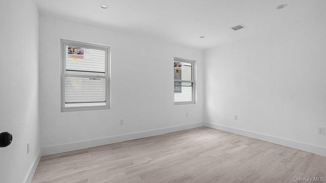 342 E 234th Street, Bronx, NY 10470