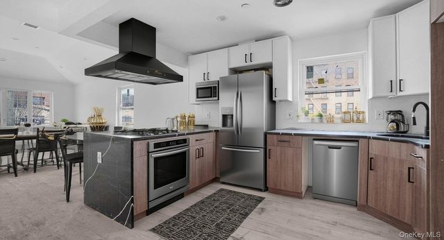 342 E 234th Street, Bronx, NY 10470