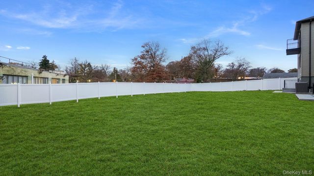 342 E 234th Street, Bronx, NY 10470