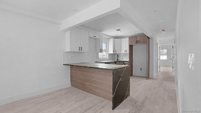 342 E 234th Street, Bronx, NY 10470