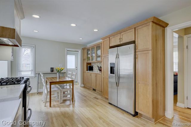 924 Marywood Drive, Royal Oak, MI 48067