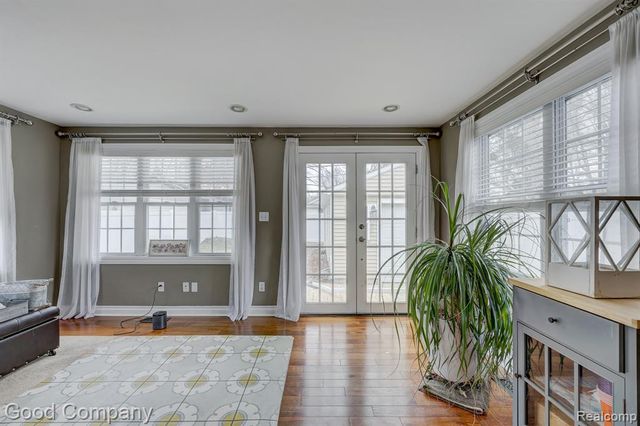 924 Marywood Drive, Royal Oak, MI 48067