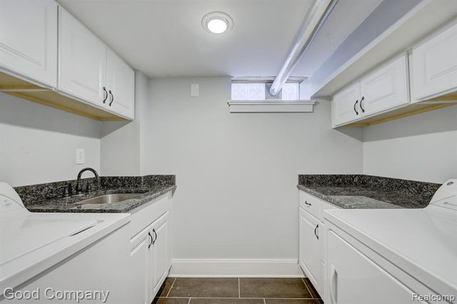 924 Marywood Drive, Royal Oak, MI 48067