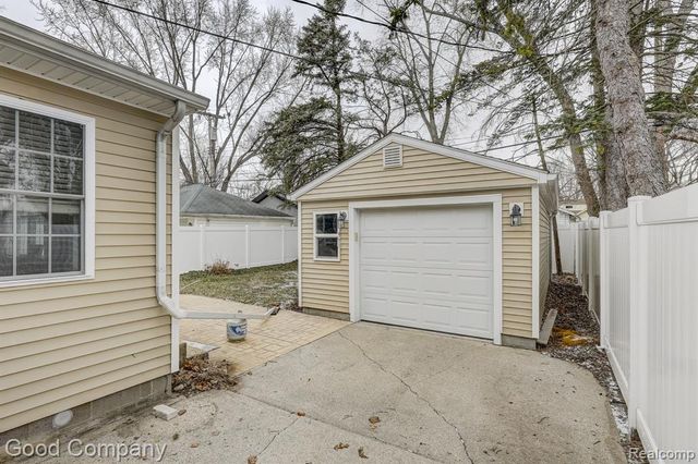 924 Marywood Drive, Royal Oak, MI 48067