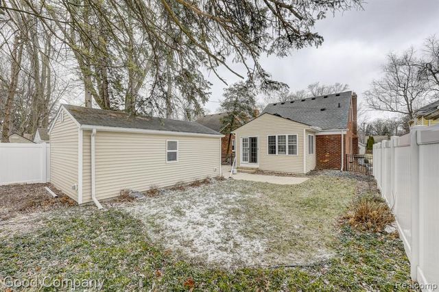 924 Marywood Drive, Royal Oak, MI 48067