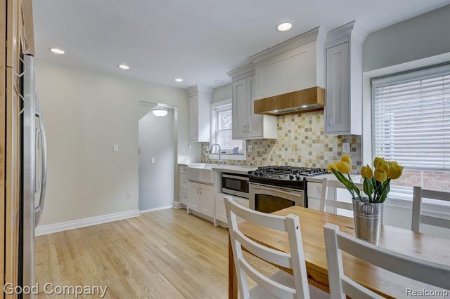 924 Marywood Drive, Royal Oak, MI 48067