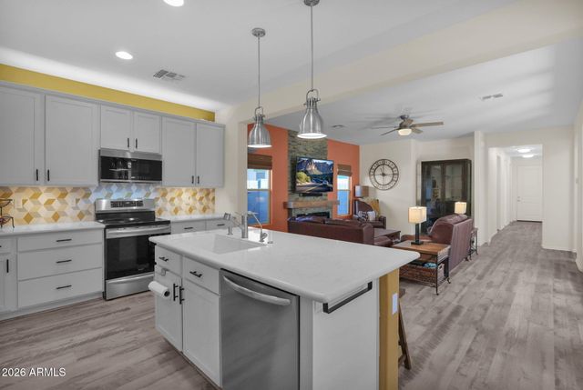 1792 S HAYLEY Road, Apache Junction, AZ 85119