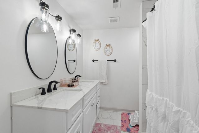 5903 Port Anadarko Trl, Hermitage, TN 37076