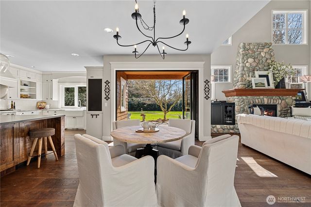 9717 196th Street SE, Snohomish, WA 98296