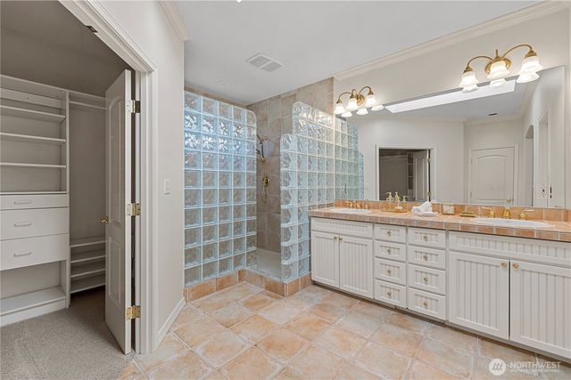 9717 196th Street SE, Snohomish, WA 98296