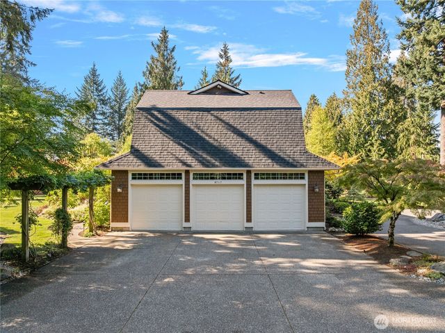 9717 196th Street SE, Snohomish, WA 98296