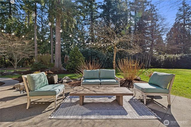 9717 196th Street SE, Snohomish, WA 98296