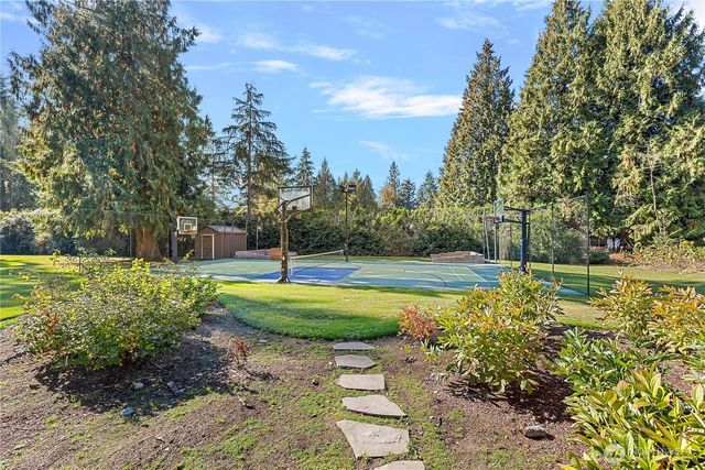 9717 196th Street SE, Snohomish, WA 98296