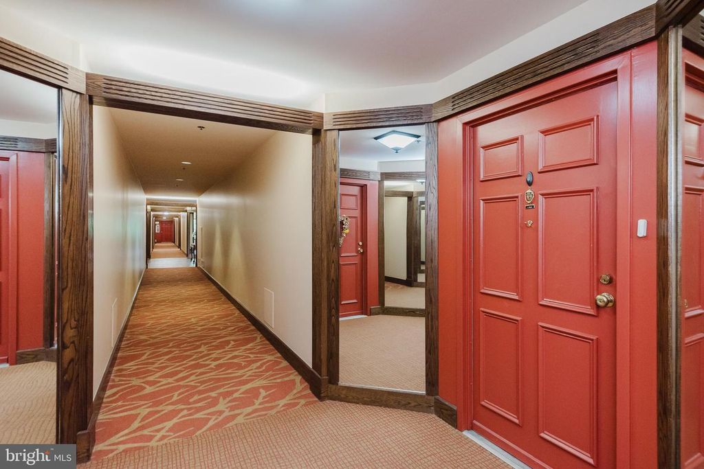1 SOUTHERLY CT #601, Towson, MD 21286