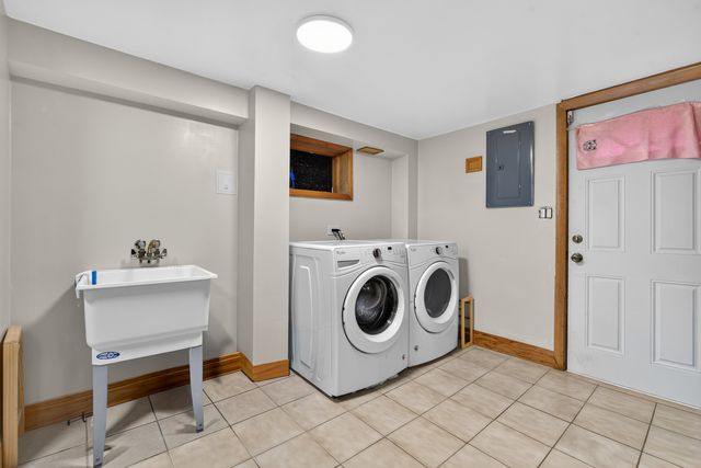 3128 Ernst Street, Franklin Park, IL 60131