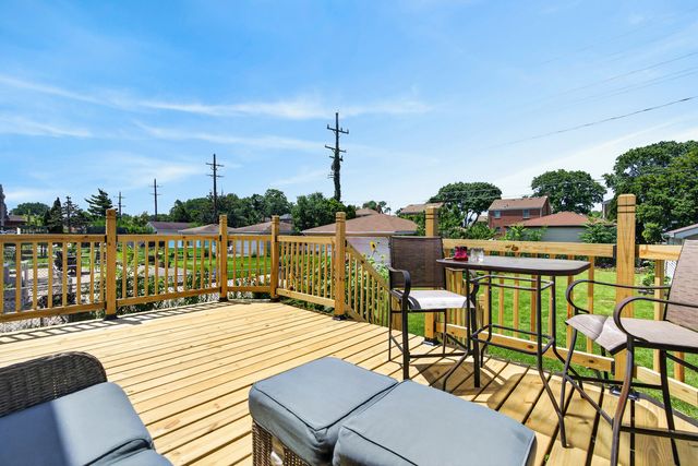 3128 Ernst Street, Franklin Park, IL 60131