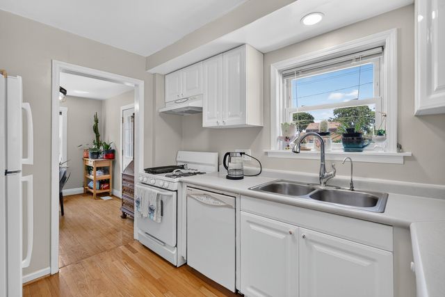 3128 Ernst Street, Franklin Park, IL 60131