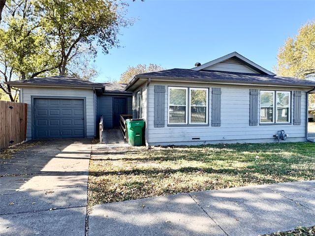 4236 Voncille Street, Haltom City, TX 76117
