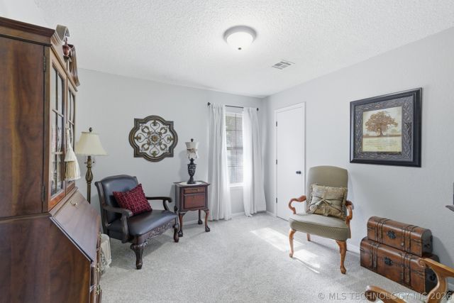 41 E 148th Street S, Glenpool, OK 74033