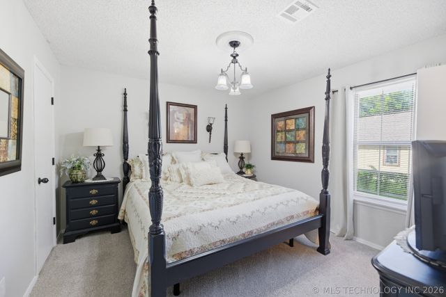 41 E 148th Street S, Glenpool, OK 74033