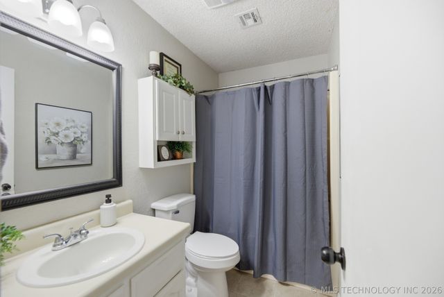 41 E 148th Street S, Glenpool, OK 74033
