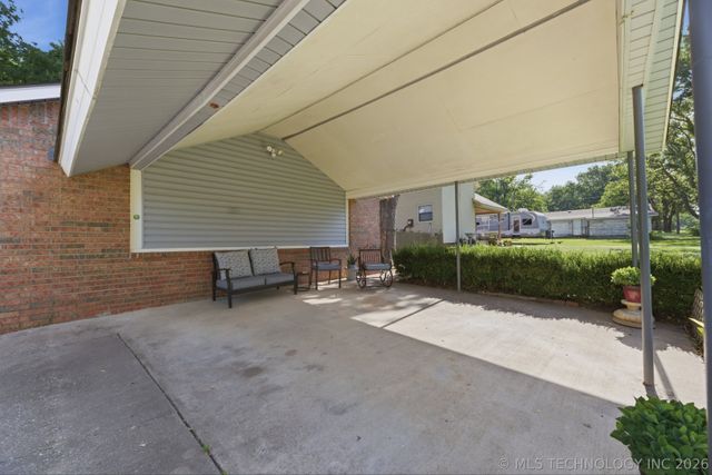 41 E 148th Street S, Glenpool, OK 74033