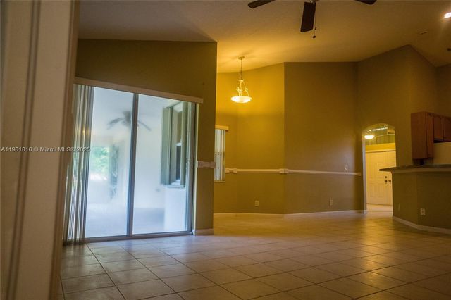 16380 Orange Blvd, Loxahatchee, FL 33470