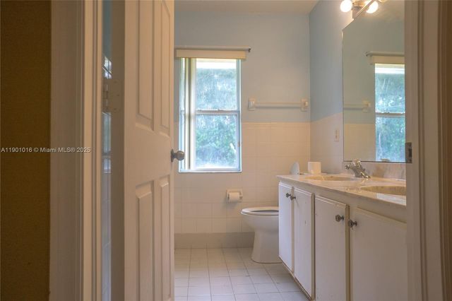 16380 Orange Blvd, Loxahatchee, FL 33470