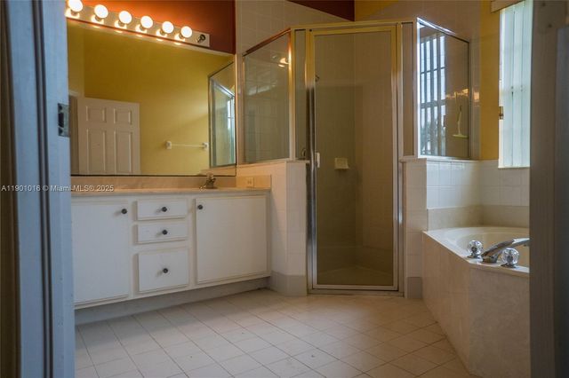 16380 Orange Blvd, Loxahatchee, FL 33470