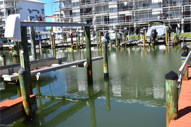 DOCK 25 - 4481 BAY BEACH, Fort Myers Beach, FL 33931